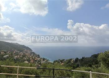 Rustico indipendente fronte mare 